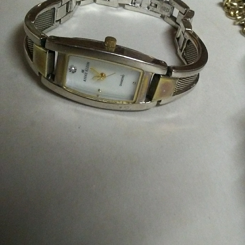Watches - Picture 8 of 8